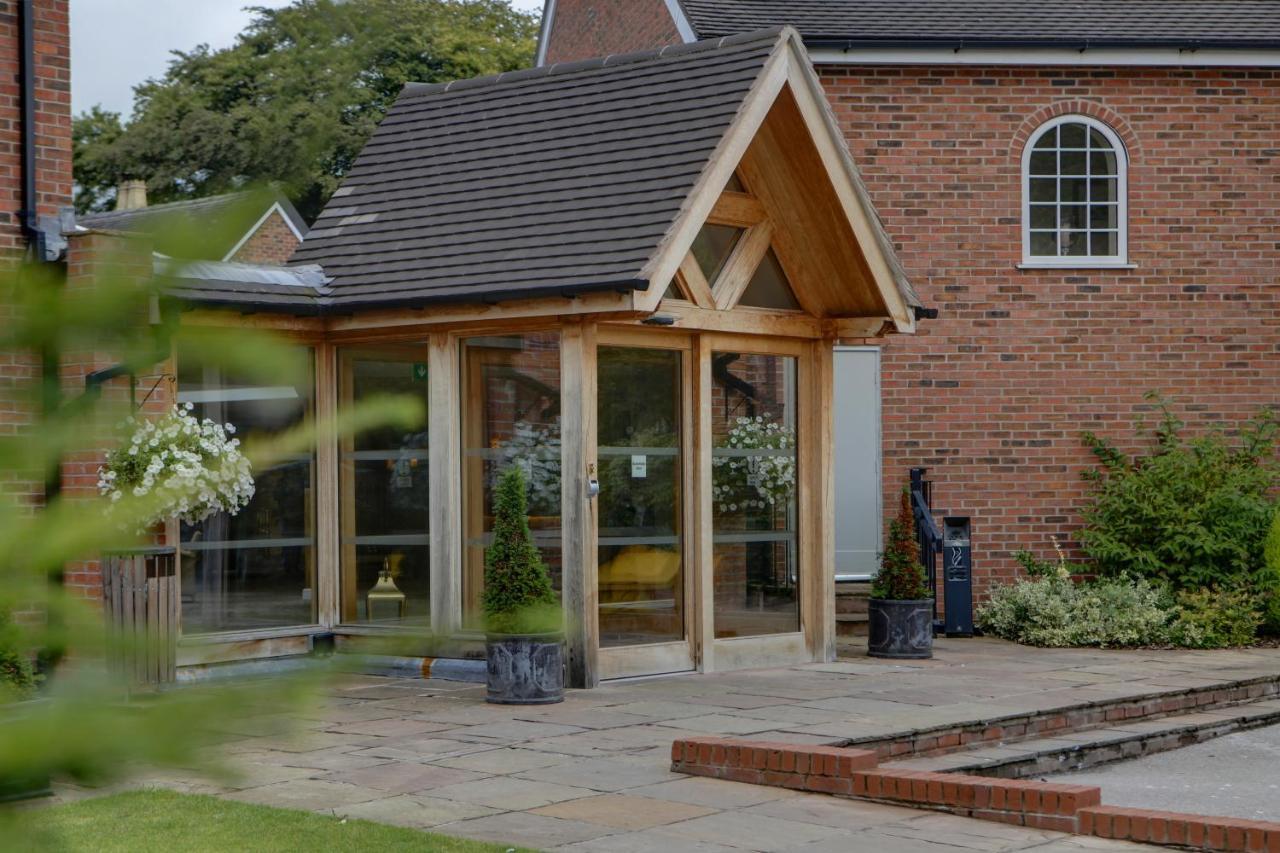 Manor House Hotel & Spa, Alsager Eksteriør bilde