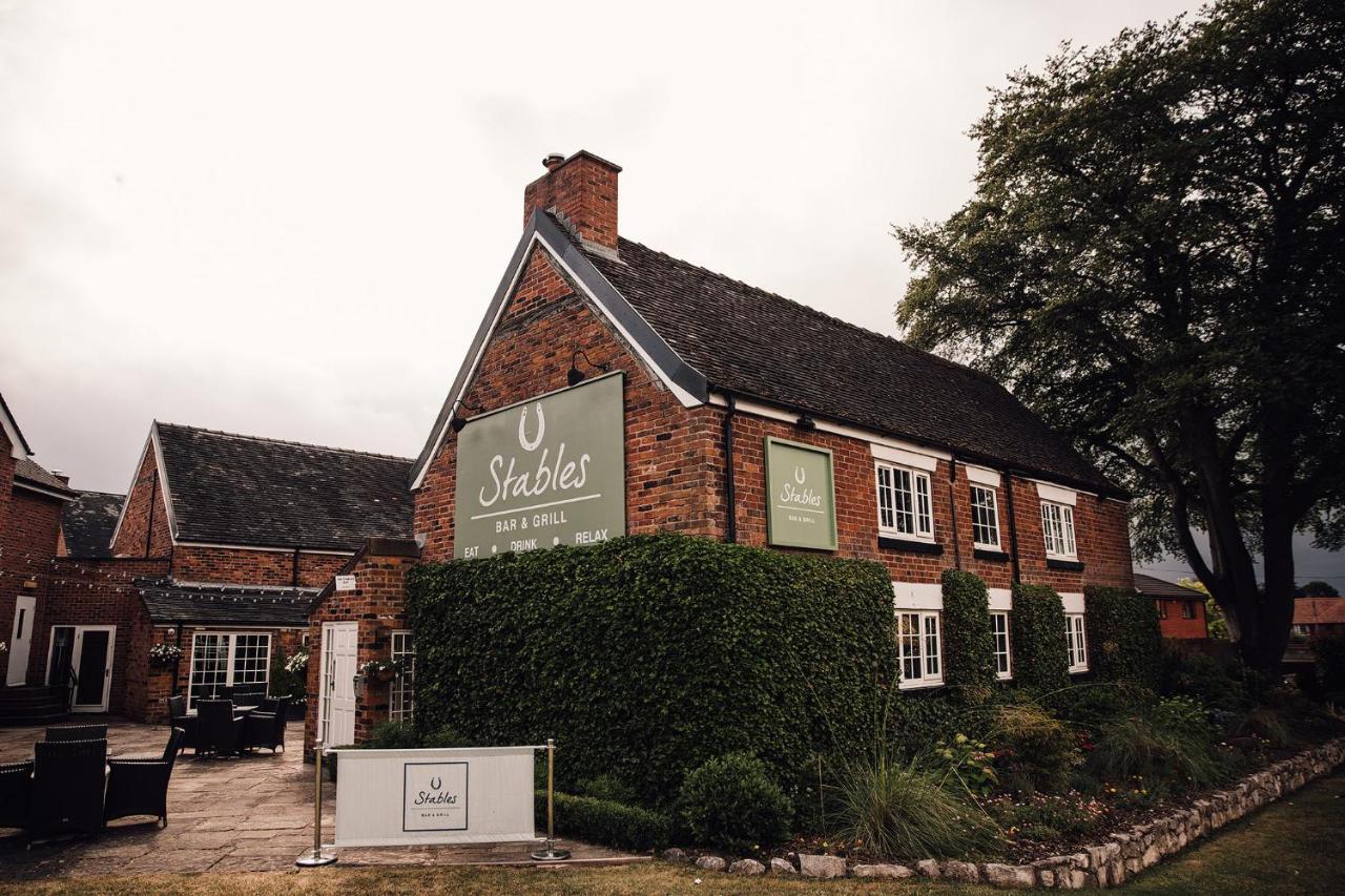 Manor House Hotel & Spa, Alsager Eksteriør bilde